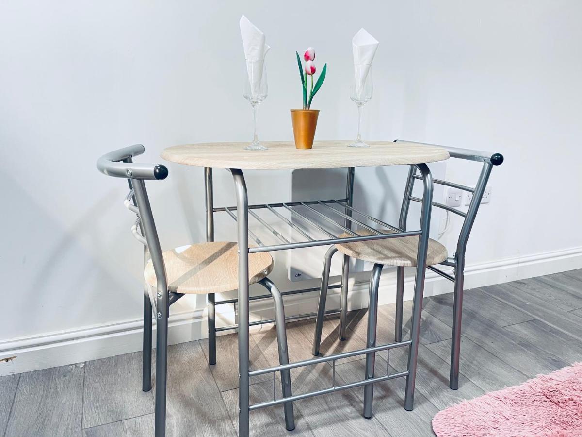 1 Bed Apartment Birmingham Eksteriør bilde